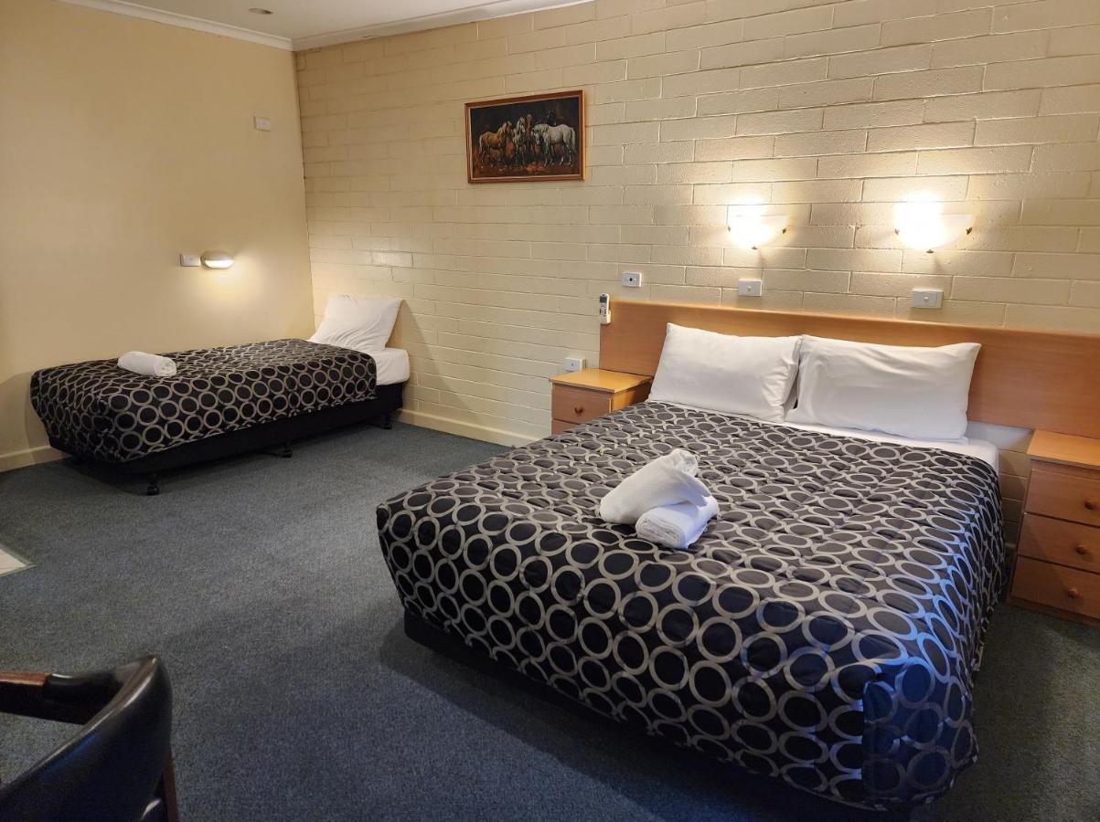 Hume Inn Motel Albury Cbd Exterior photo